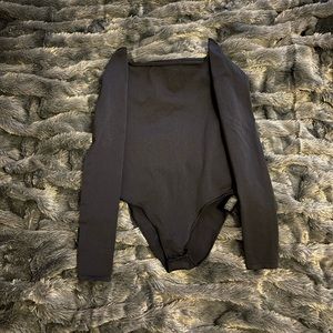 Skims Essential off the shoulder bodysuit